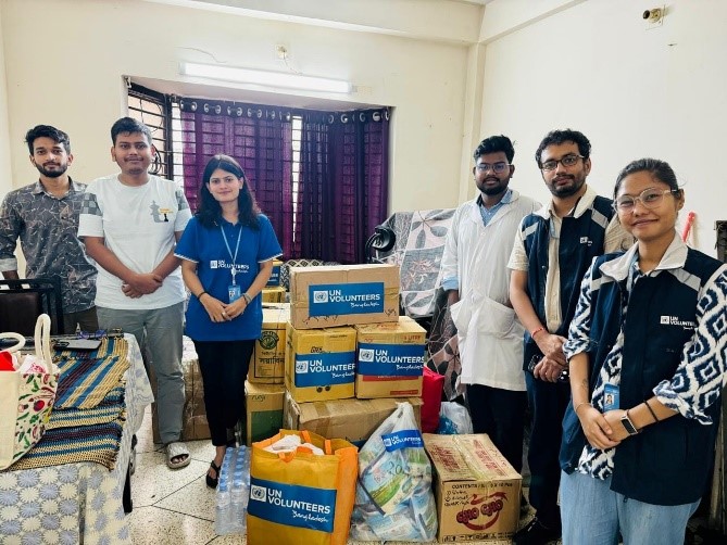 SSPS Programme Team, UNDP along with UNV Bangladesh assisted in the mobilization of flood relief